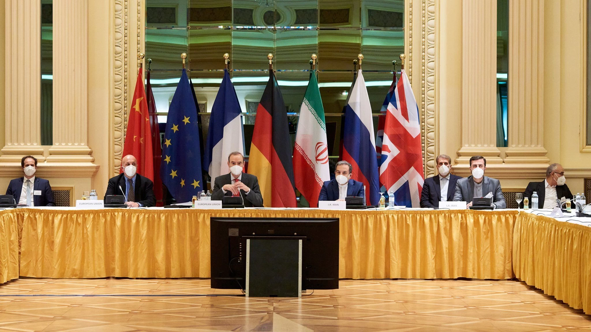 Nuclear talks between Iran, world powers postponed indefinitely