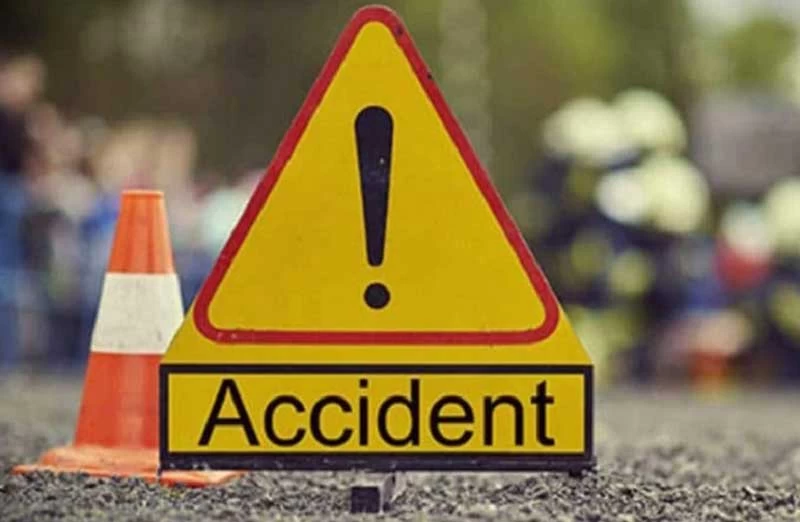 One killed, two injured in car-tanker collision in Hyderabad