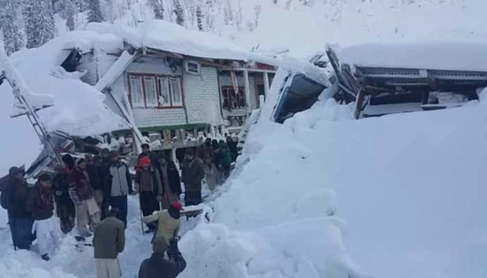 Snow avalanche kills five of a family in Neelum Valley