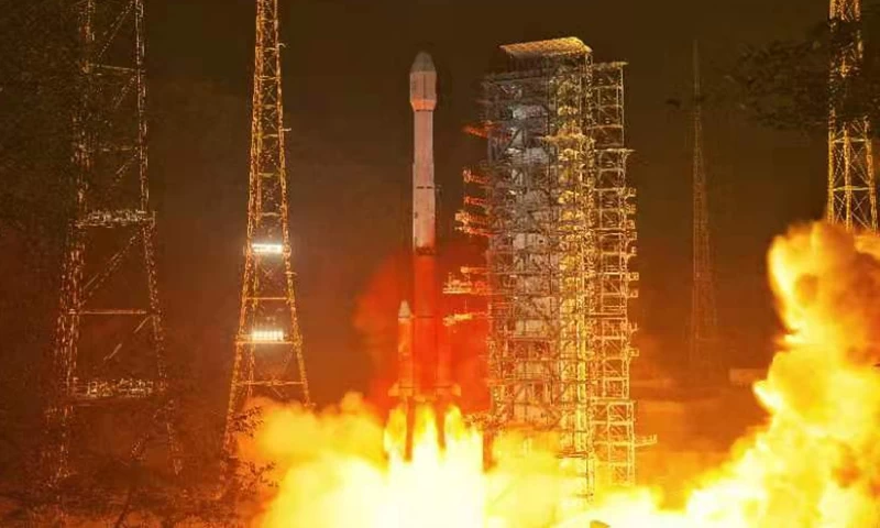 China launches world’s first meteorological satellite into dawn-dusk orbit