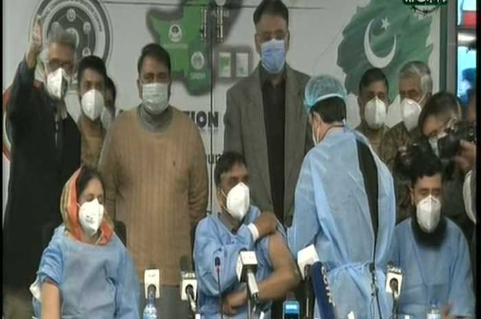 Covid-19: Pakistan all set to vaccinate health workers as campaign kicks off today