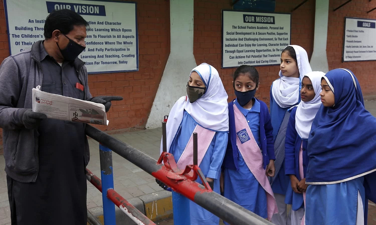 Schools, Colleges in Punjab to reopen on Monday