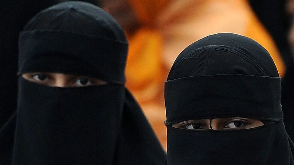 Sri Lanka to ban burqa, shut down Islamic schools