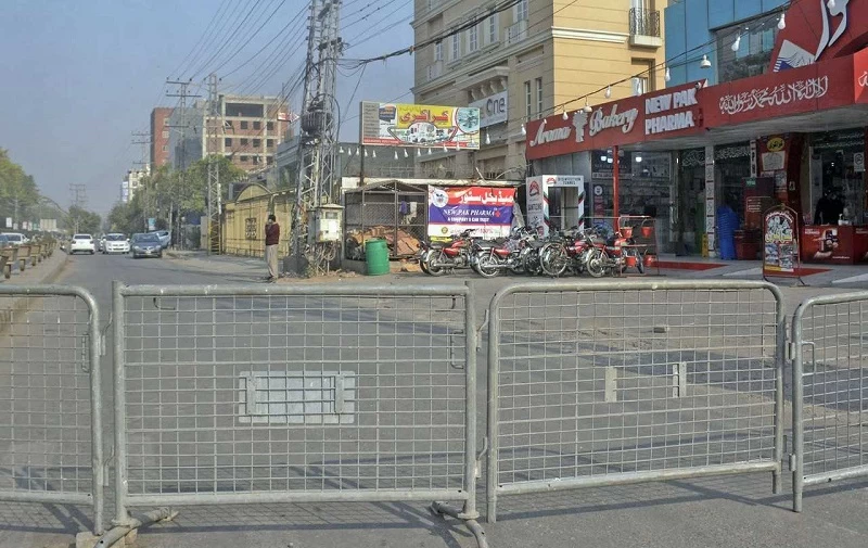 Smart lockdown imposed in Gujrat’s Covid-19 hotspot area