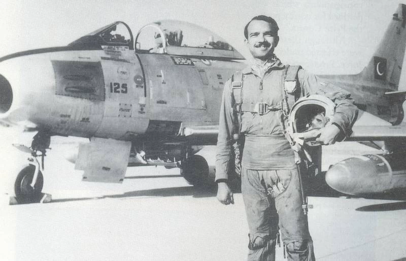 Pakistan remembers 1965 war hero 'MM Alam' on his 8th death anniversary