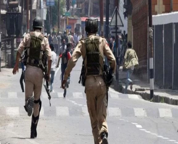 Indian troops martyr three Kashmiris in IIOJK