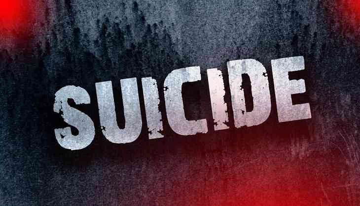 Woman, son commit suicide; Blames neighbours for harassment in note