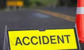 Two killed, four injured in bus-coach collision