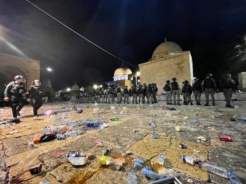 Pakistan condemns attacks on innocent worshippers in Al-Aqsa Mosque by Israeli Occupation Forces