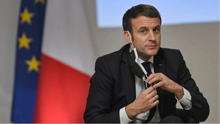 After slap: Schoolgirl mortifies French President Macron