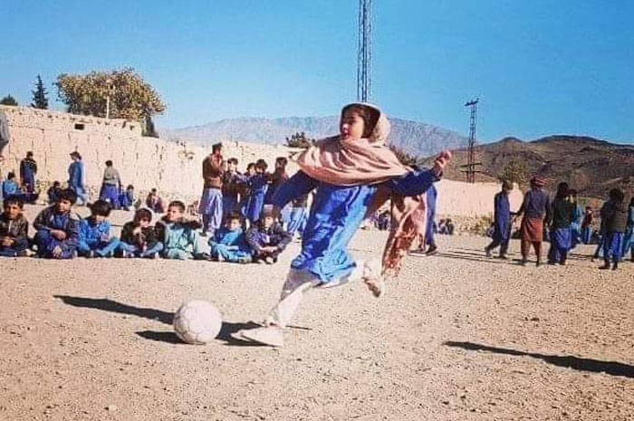Waziristan ‘football girl’ stunned the internet with her viral picture