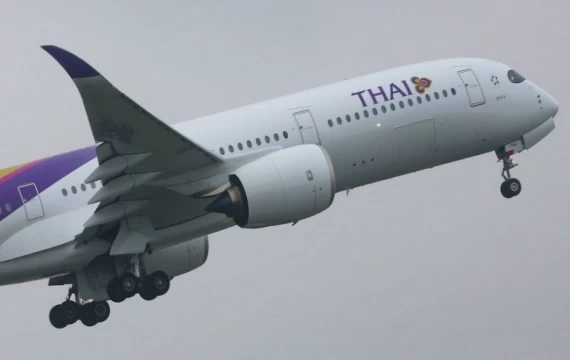 Thai Airways cuts jobs to avoid bankruptcy