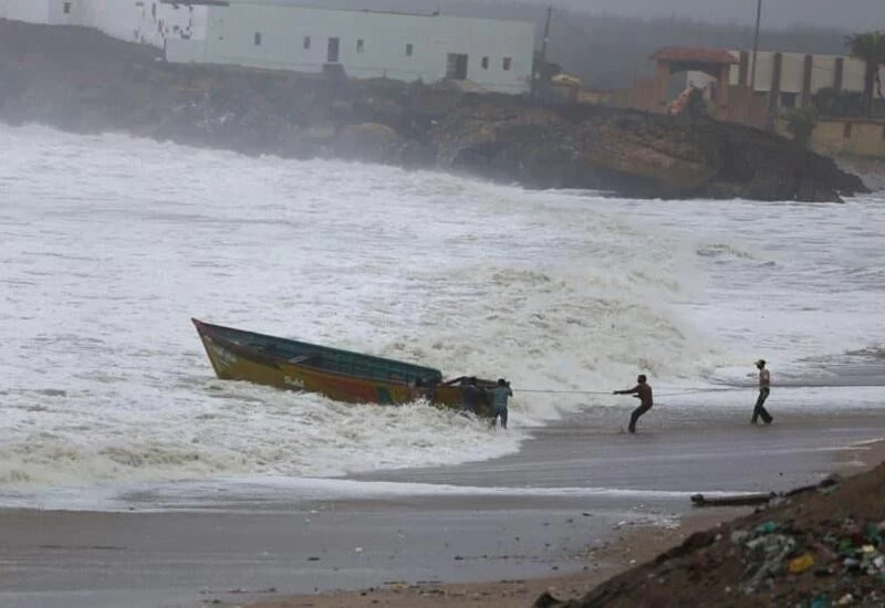 سمندری طوفان کے پیش نظر ممبئی میں ریڈالرٹ جاری