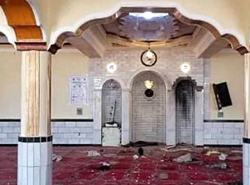 کا بل  میں جمعہ کی ادائیگی کے دوران مسجد میں دھماکا