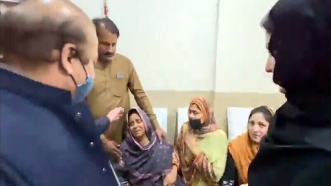 وزیر اعلی پنجاب مریم نواز ڈور سے جاں بحق ہونے والے آصف کے گھر پہنچ گئیں