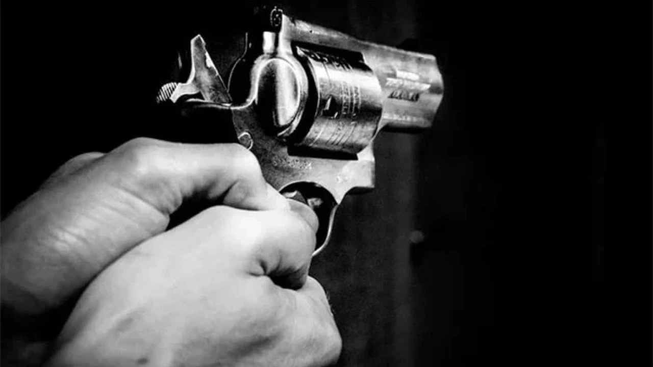 Father commits suicide after shooting three daughters in Sargodha