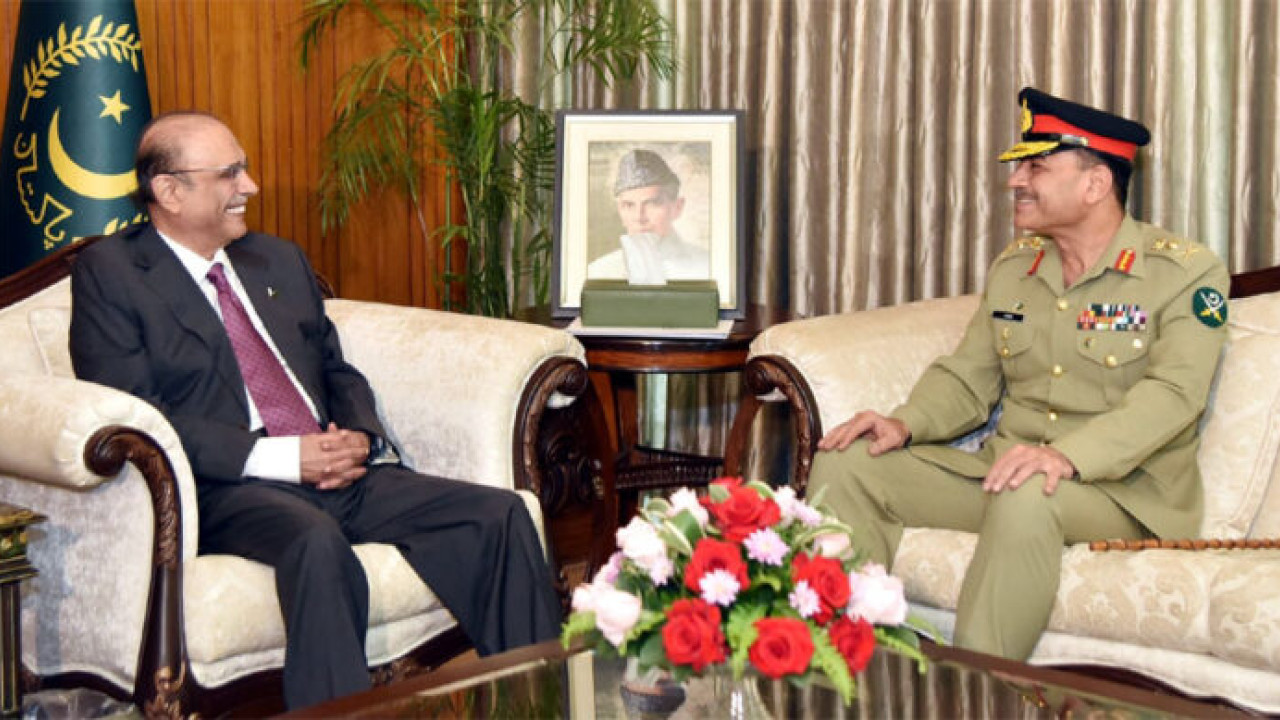 صدر مملکت آصف علی زرداری سے چیف آف آرمی اسٹاف جنرل سید عاصم منیر کی ملاقات
