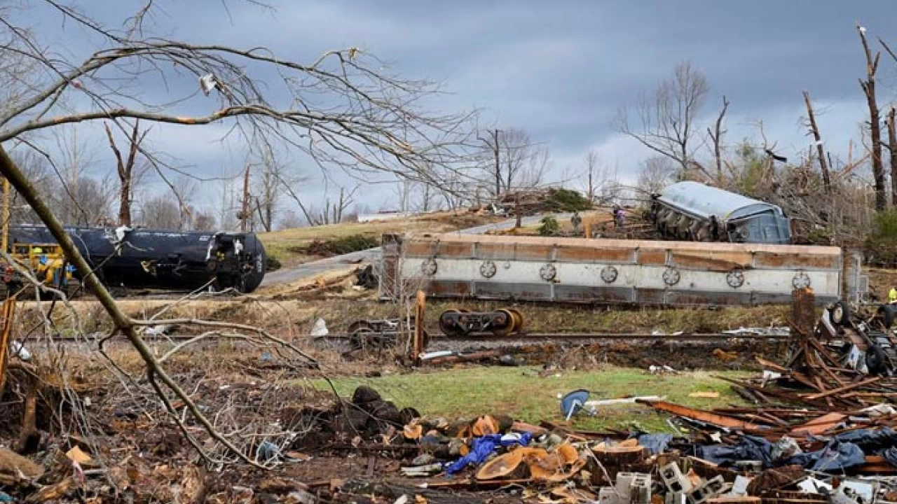 More than 80 dead as tornadoes ravage US
