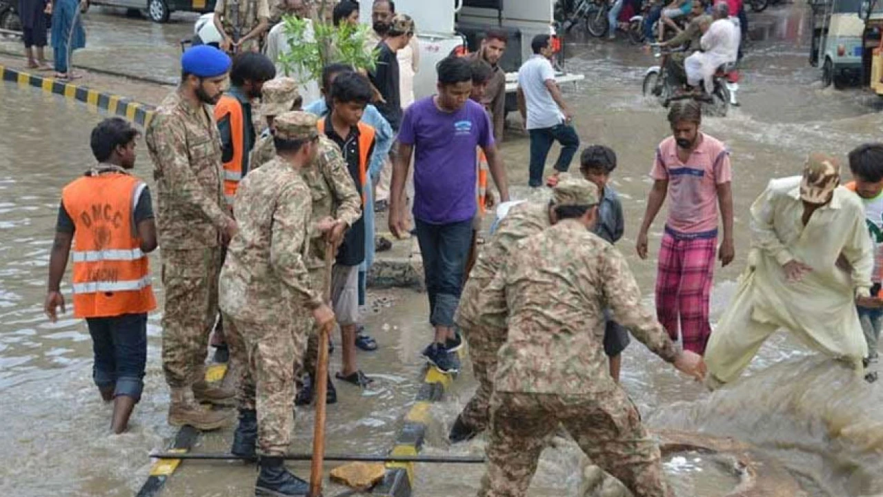 Pakistan Army continues rescue operations in rain-affected areas