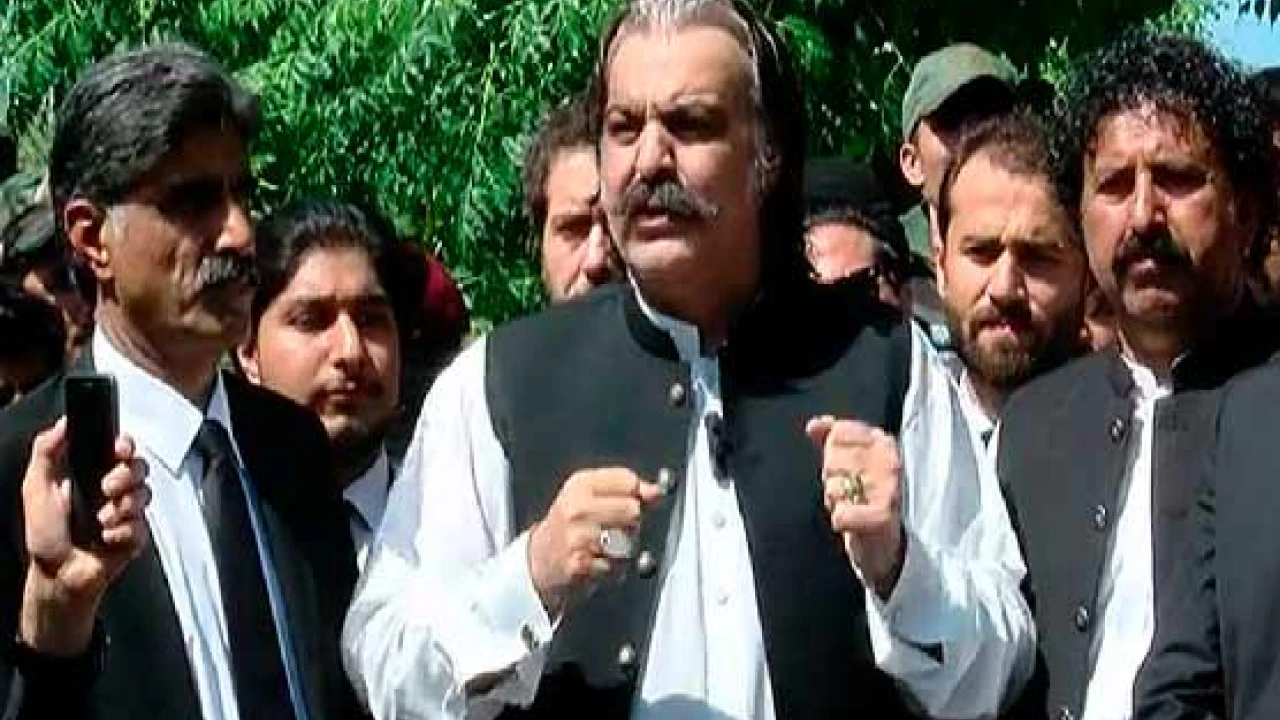 KP CM announces to leave post if inexpensive roti not implemented