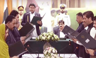  سندھ کابینہ میں شامل ہونے والے 8  نئے وزراء نے عہدے کا حلف اُٹھا لیا