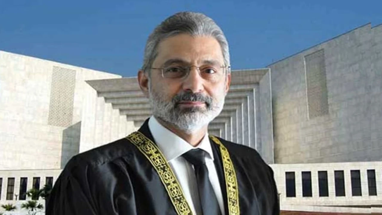 We know what is happening illegally in Karachi: CJP