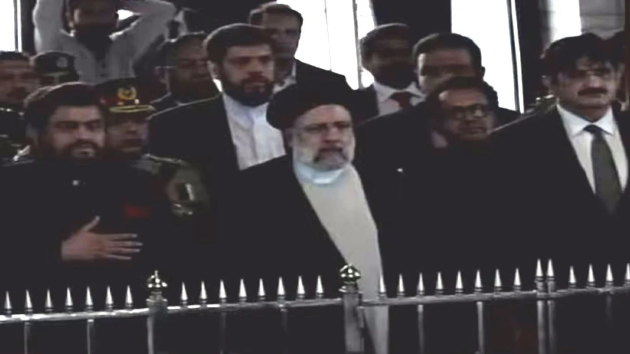 Iranian President visits Quaid’s Mazar in Karachi