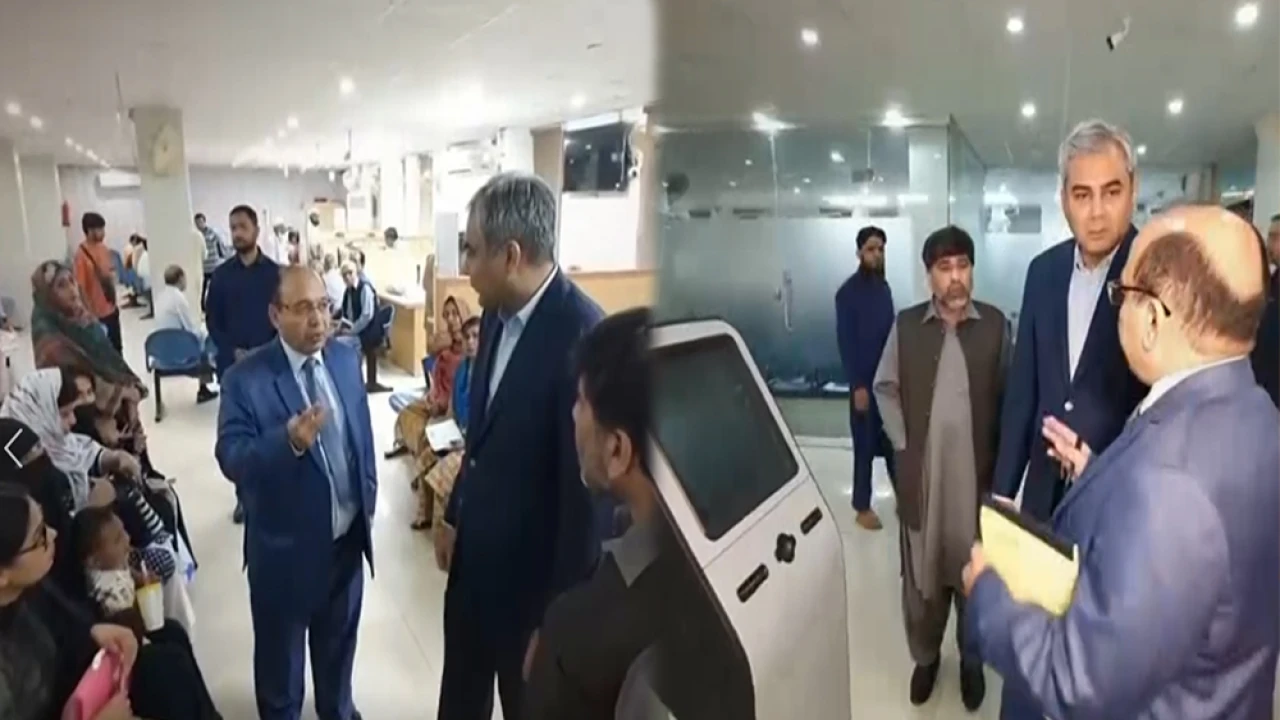 Mohsin Naqvi visits Passport Office Lahore