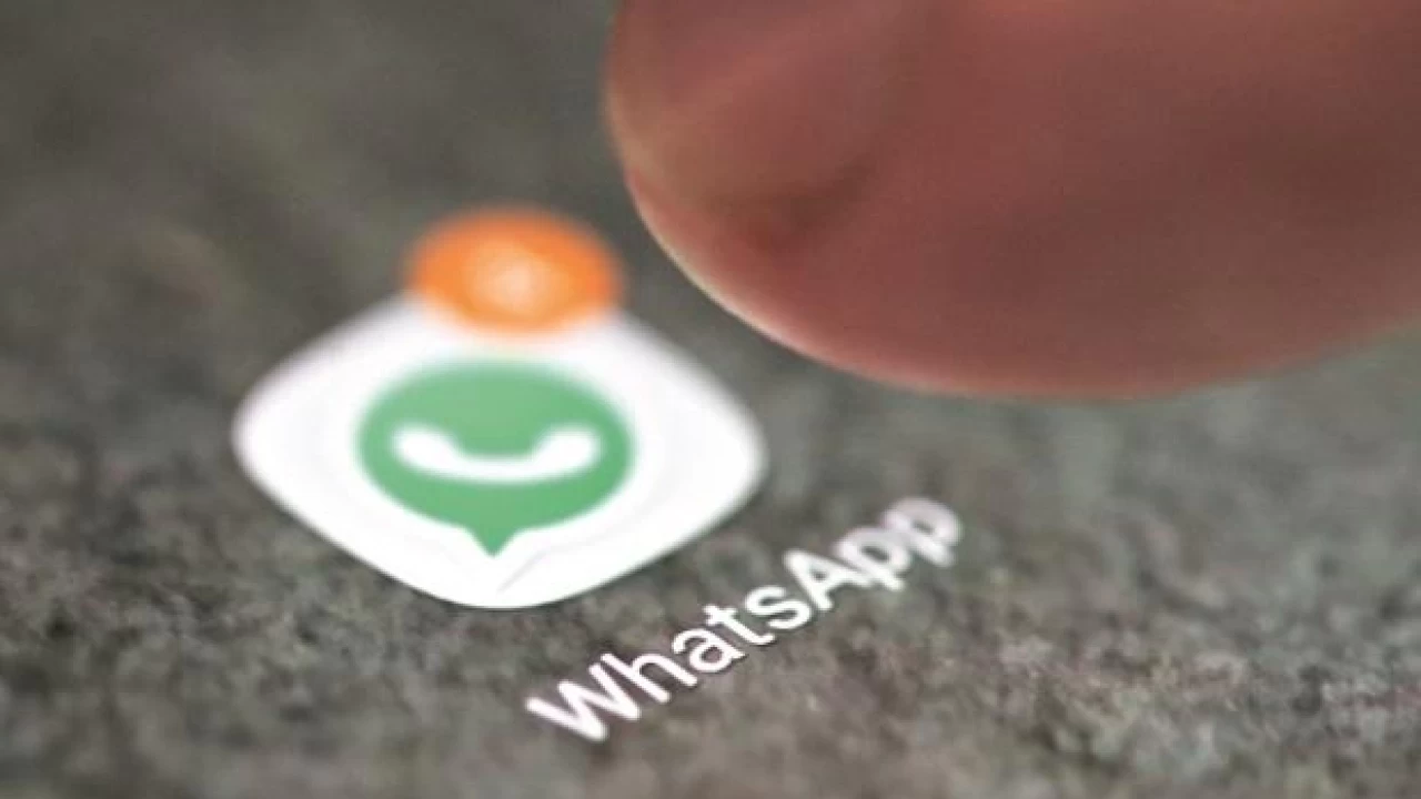 WhatsApp to roll out new disappearing messages feature