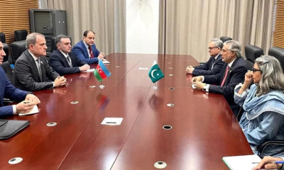 وزیر خارجہ اسحاق ڈار کی آذربائیجان کے وزیر خارجہ جیہون بیراموف سے ملاقات