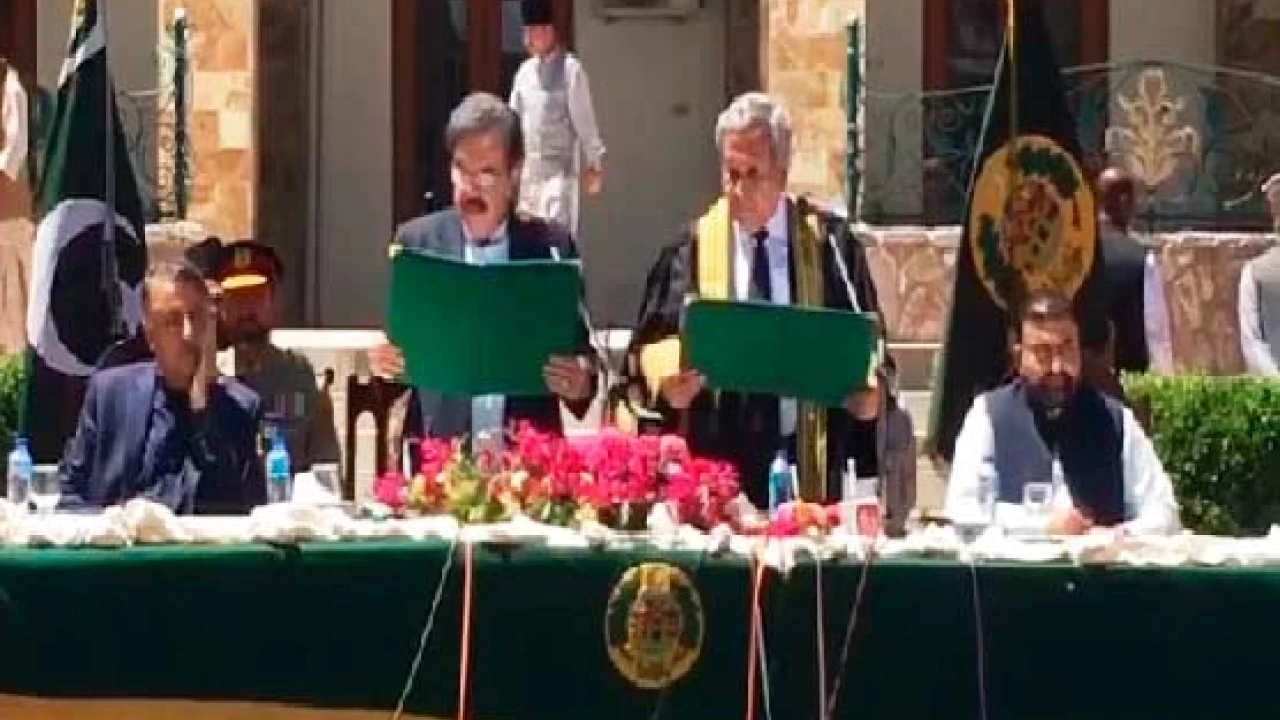 Jaffar Khan swears-in as Balochistan governor