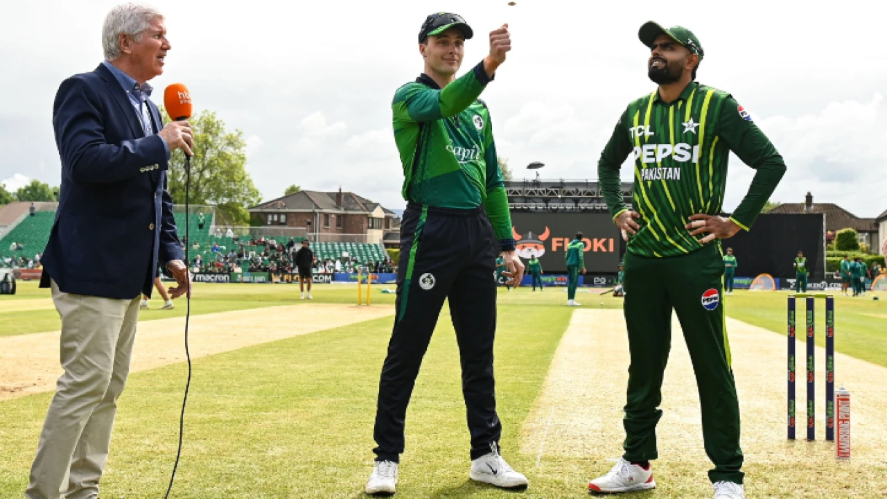 Pakistan decide to bowl first against Ireland in third T20I match