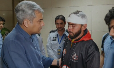 پاکستانی طلبا  غیرملکی ائیرلائنز کی پرواز   سے کرغزستان سے لاہور پہنچ گئے