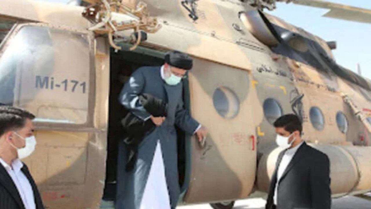 ایران کے صدر ابراہیم رئیسی کے قافلے میں شامل  ہیلی کاپٹر  حادثے کا شکار