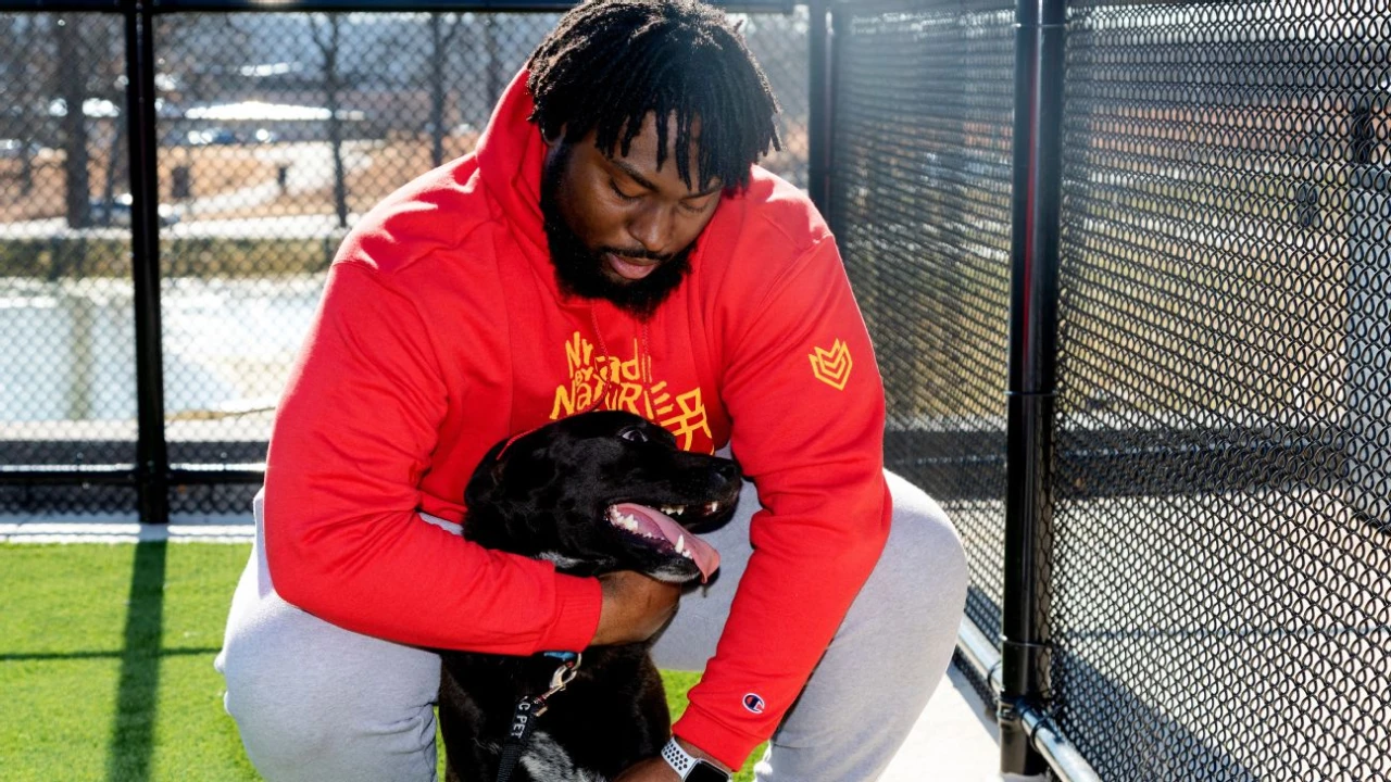 KC Chiefs DT Derrick Nnadi on a mission to save shelter dogs