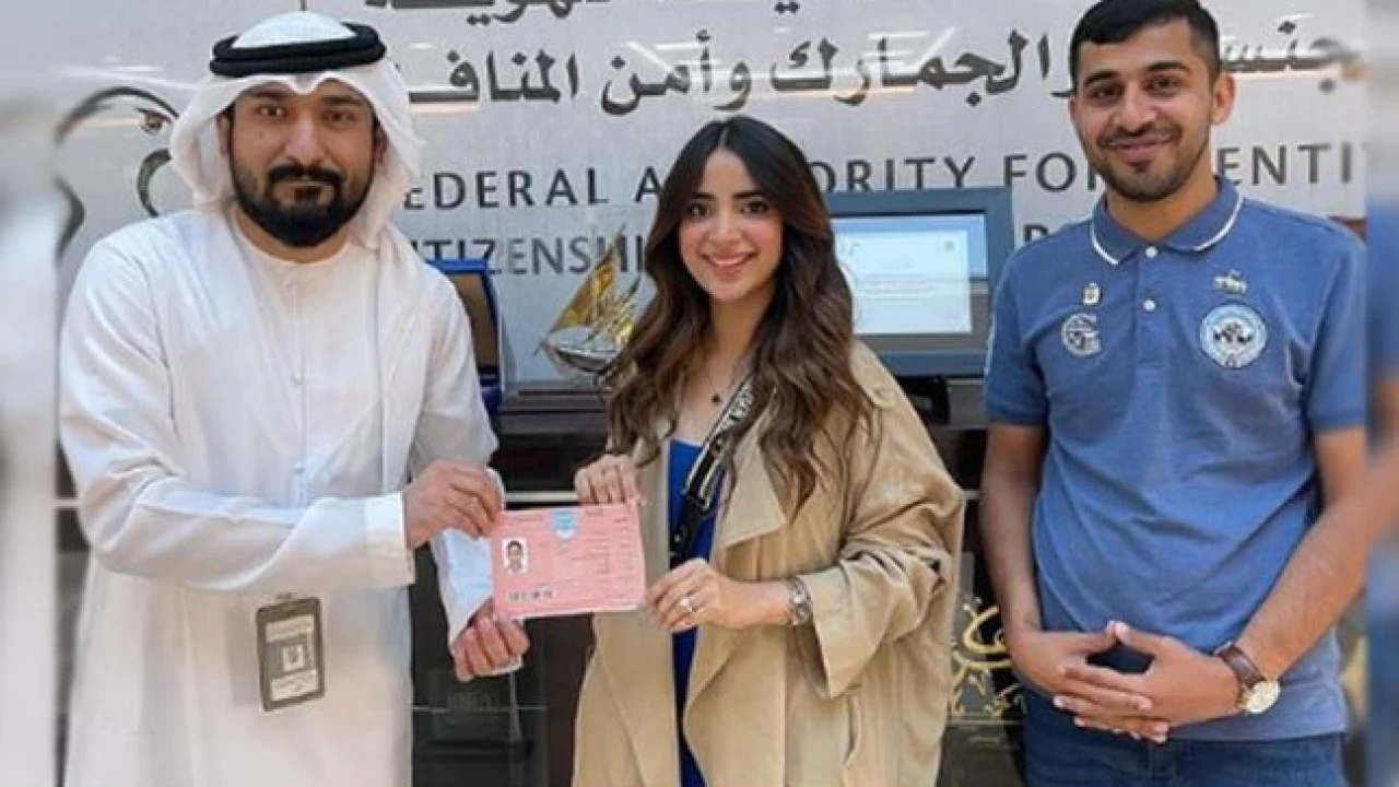 Saboor Aly receives Dubai Golden Visa