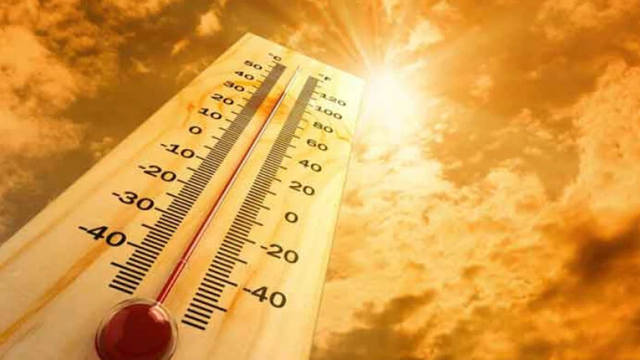 NDMA forecasts severe heatwaves in major parts of Pakistan
