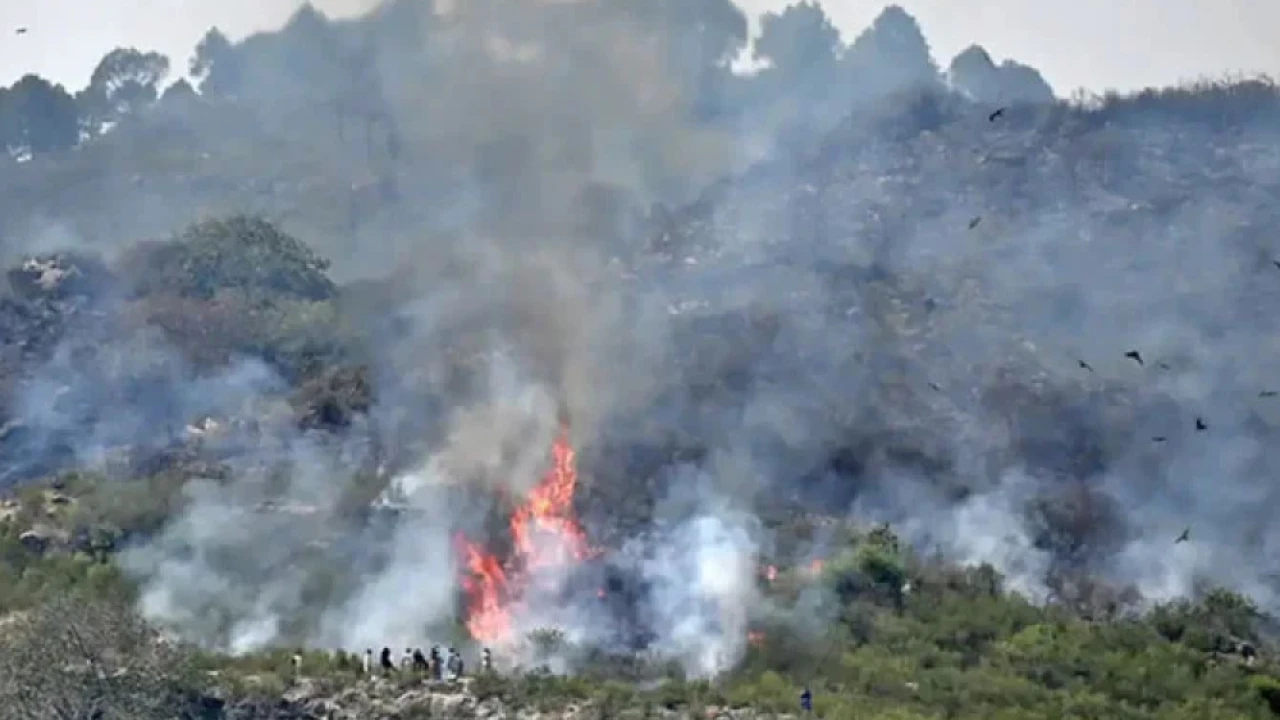 Rescuers battling latest fires in Margalla Hills