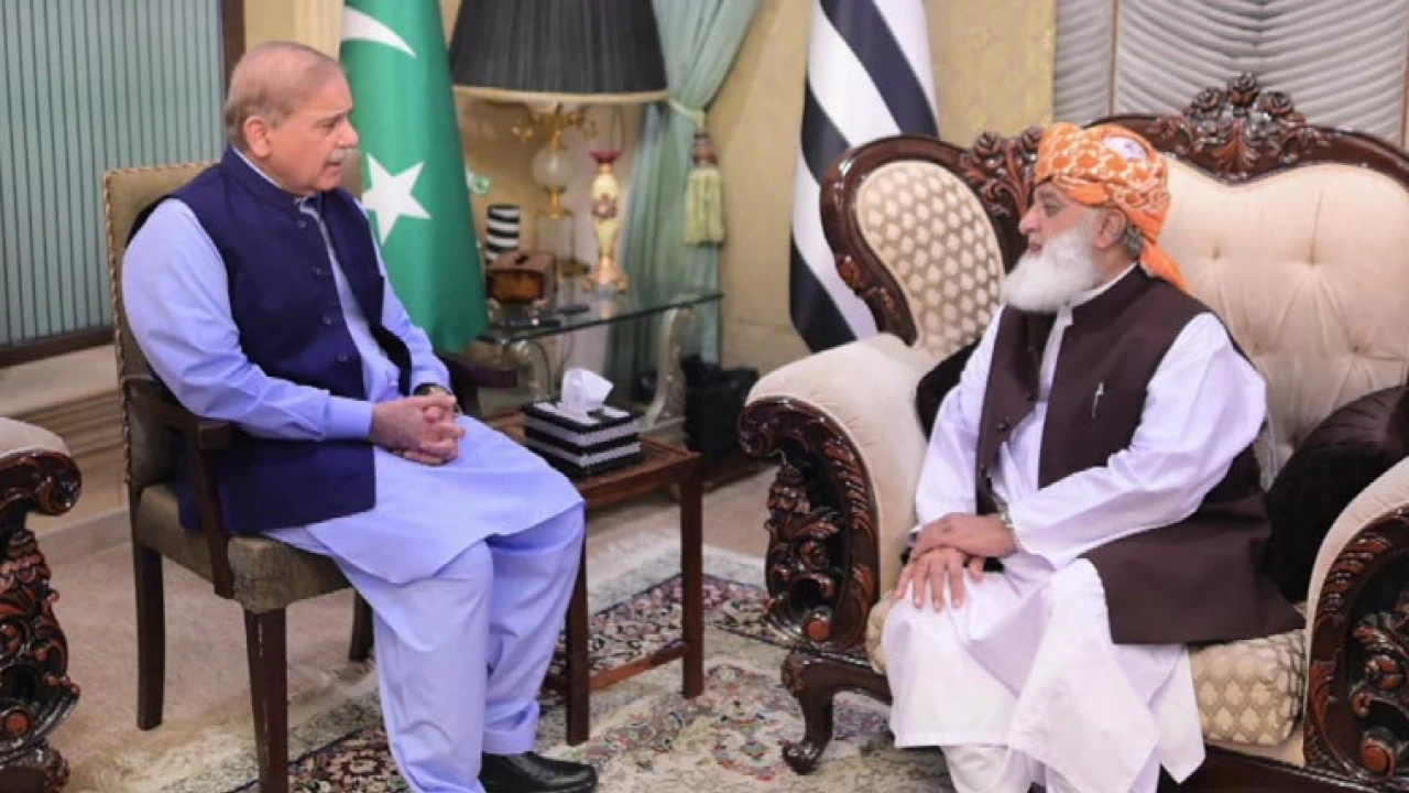 PM proposes Fazl to form committee for political issue