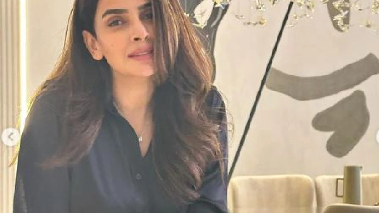 Saba Qamar dazzles fans with her elegant black outfit
