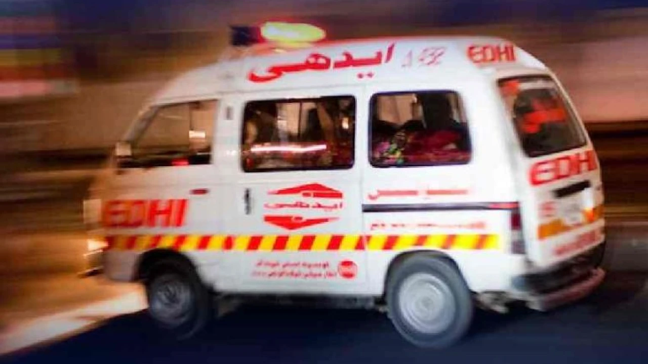 Five cops killed, two injured as police vehicle faces accident in Lasbela