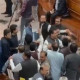پنجاب اسمبلی میں اپوزیشن کی  ہنگامہ آرائی کے باعث ضمنی بجٹ کی منظوری نہ ہوسکی