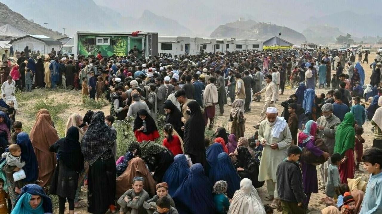 44,000 Afghans in Pakistan still awaiting US, foreign resettlement