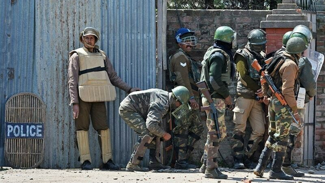 بھارت  میں ضلع کٹھووہ میں تلاشی اور محاصرے میں 50 افراد گرفتار