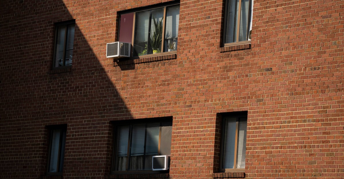 The US is failing renters during extreme heat waves