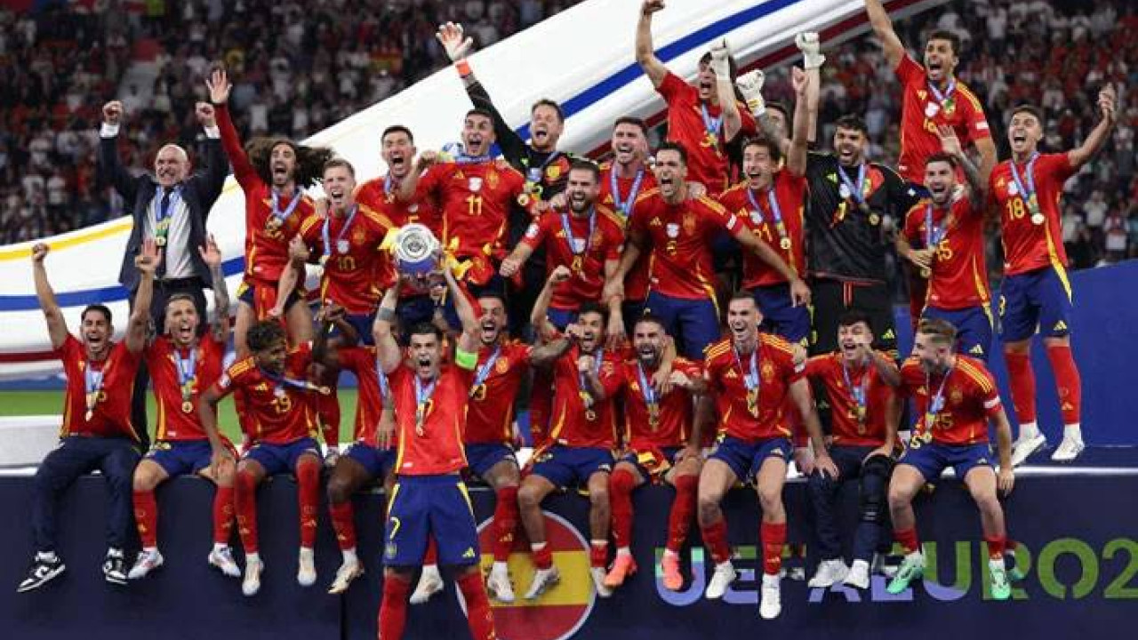 اسپین نے انگلینڈ کو ہرا کر یوروکپ فائنل جیت لیا