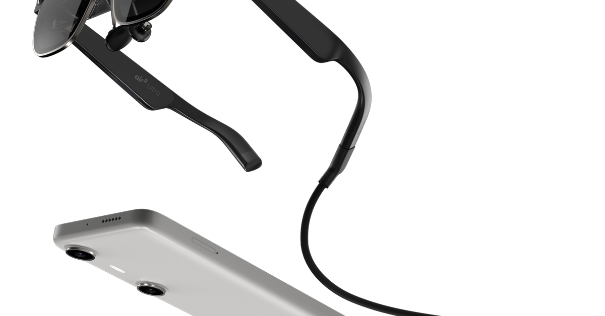 The Xreal Beam Pro has good ideas about AR — but not enough juice