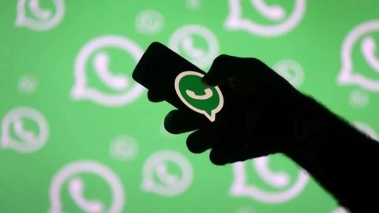 Update coming on WhatsApp emojis, voice calls