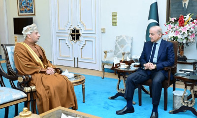 وزیراعظم سے عمان کے سفیر کی ملاقات، دہشتگردی سے نمٹنے کیلئے تعاون کی پیشکش