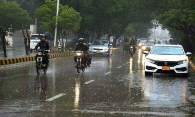 لاہور سمیت پنجاب مختلف شہروں میں کہیں ہلکی اور کہیں موسلادھار بارش